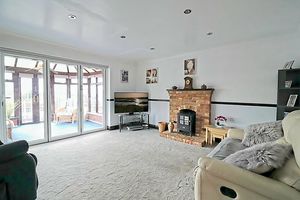 Living Room- click for photo gallery